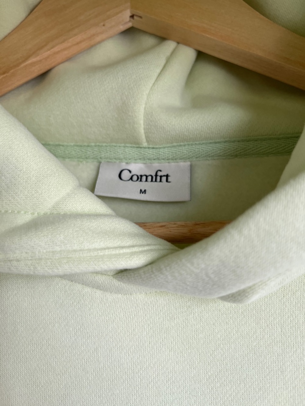 Comfrt Pastel Hoodie - Honeydew - Size M NWT - Picture 3 of 7